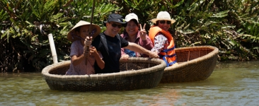 hoi-an-mangrove-sampan